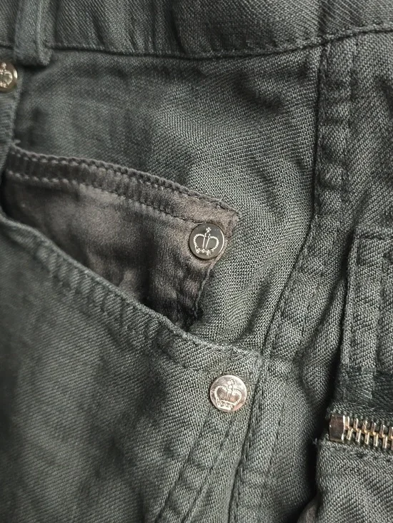 Luxury IRFE Skirt - Picture 7 of 11